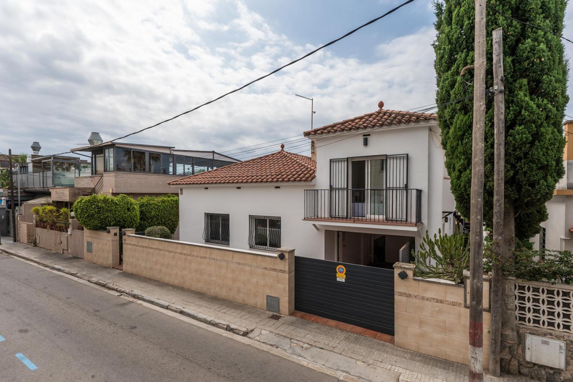 Beach Villa Cristina By Hhbcn 卡斯特尔德费尔斯 外观 照片