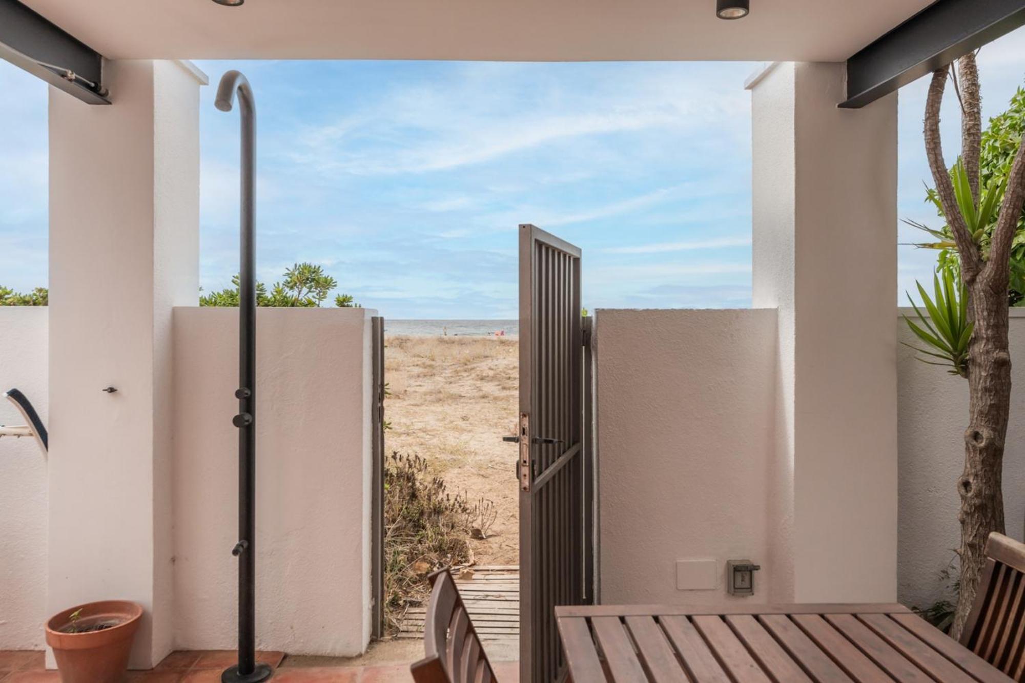 Beach Villa Cristina By Hhbcn 卡斯特尔德费尔斯 客房 照片